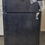 21 cu. ft. Gas refrigerator