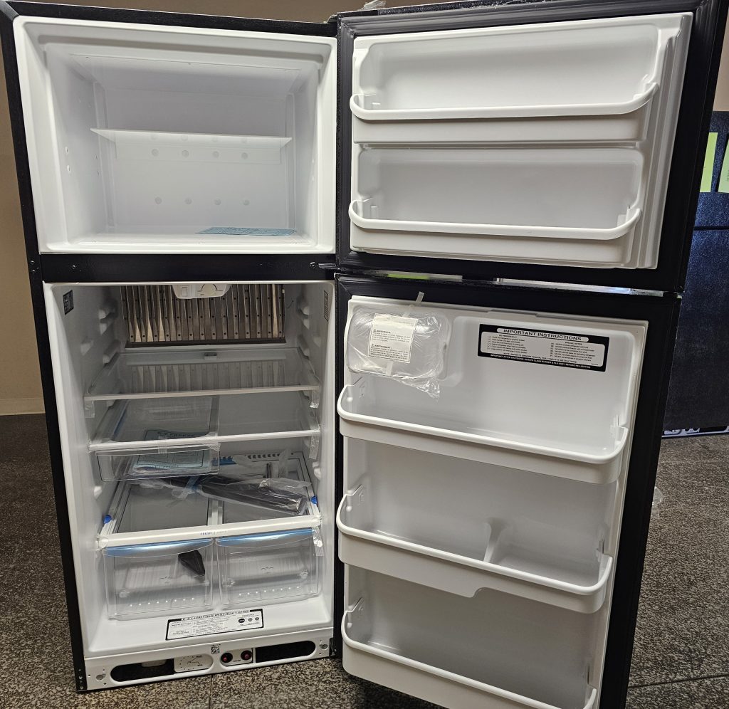 21 cu. ft. Propane refrigerator